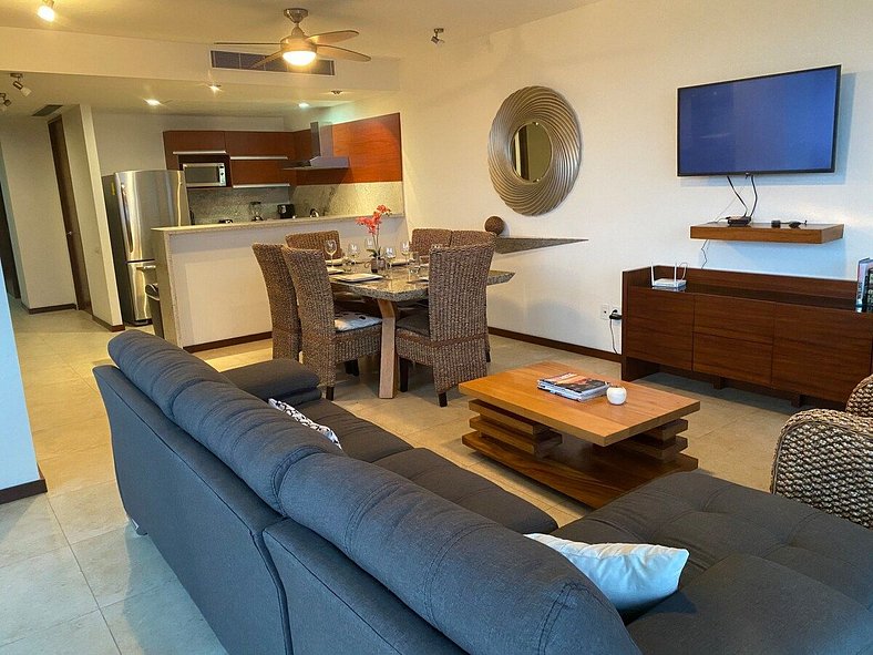 HERMOSO Condo ALAMAR. 3 Rec. Simplemente precioso